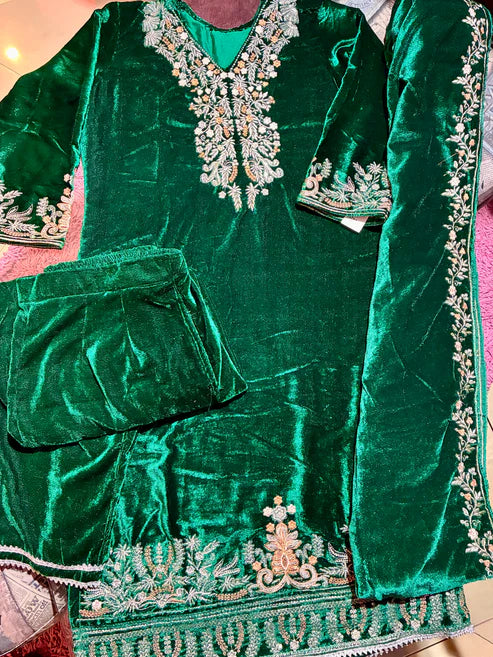 Mahira Regal Sage Velvet Set