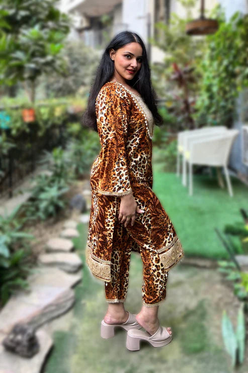 Queen of Spots Regal Ensemble